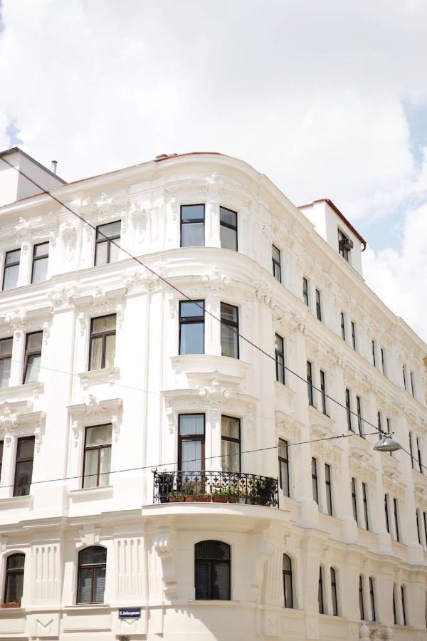 HeyMi Apartments Zentagasse Wenen Buitenkant foto